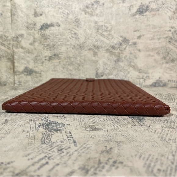 Bottega Veneta Intrecciato Nappa iPad Case - Picture 6 of 15